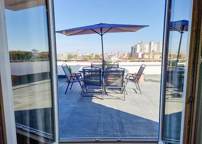 Sky Terrace *
