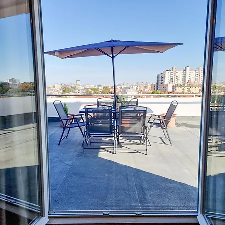 Sky Terrace *